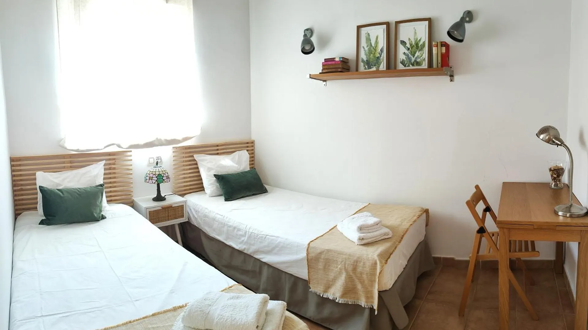 Hostly Sierpes 3 Renewed Families-Fibre-Parking Optional Apartment Seville