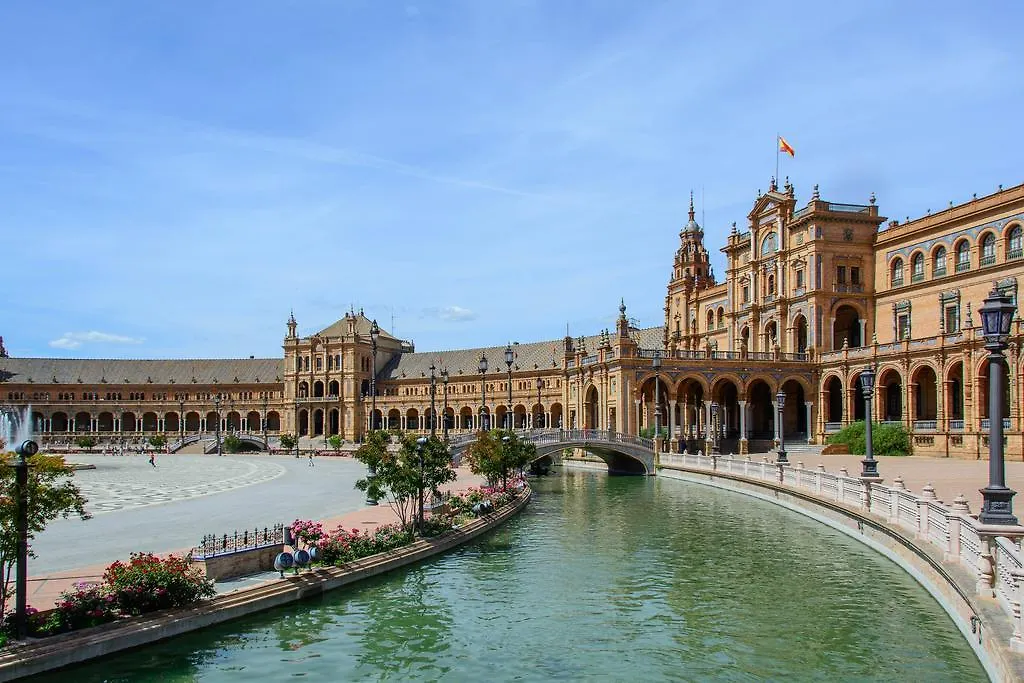 Hostly Sierpes 3 Renewed Families-Fibre-Parking Optional Apartment Seville