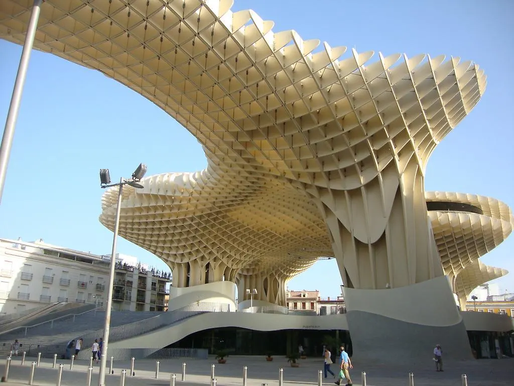 Hostly Sierpes 3 Renewed Families-Fibre-Parking Optional Apartment Seville