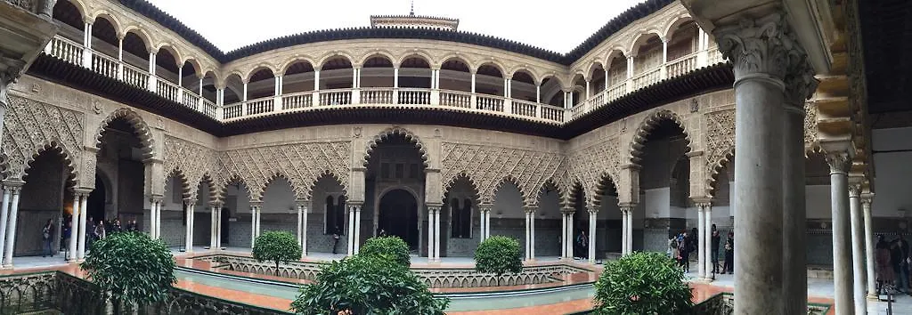 Hostly Sierpes 3 Renewed Families-Fibre-Parking Optional Apartment Seville Spain